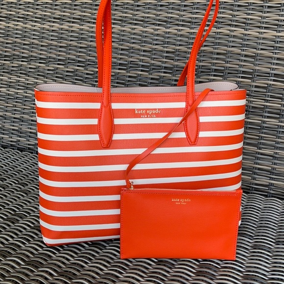Kate Spade All Day Sailing Stripe Large Tote - Picture 15 of 16